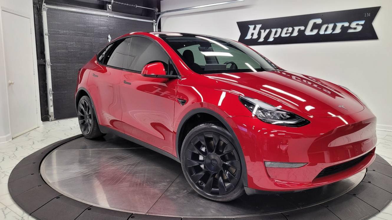 TESLA MODEL Y 2021 5YJYGDEE8MF185688 image